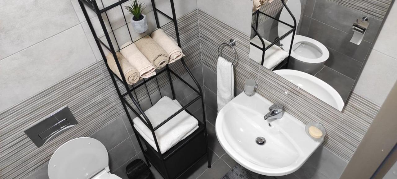 South Side Apartment Podgorica Luaran gambar