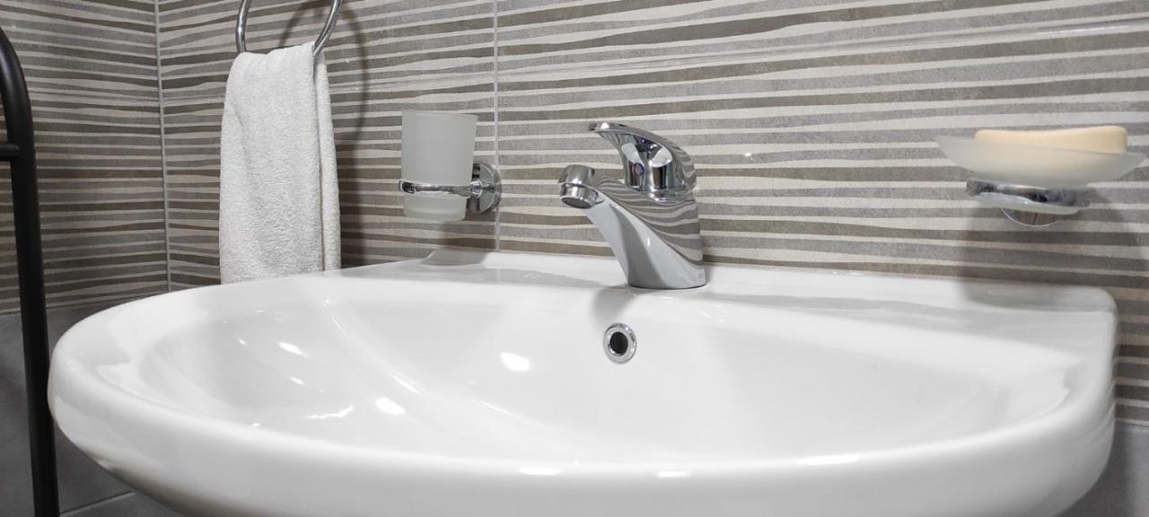 South Side Apartment Podgorica Luaran gambar