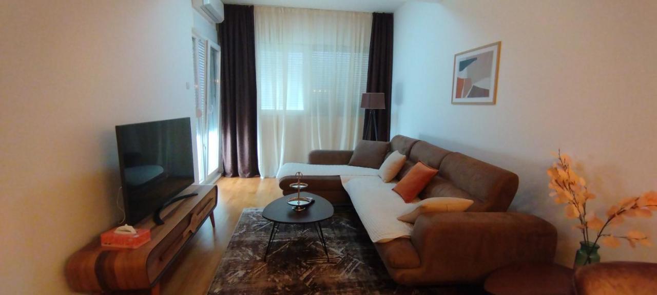 South Side Apartment Podgorica Luaran gambar